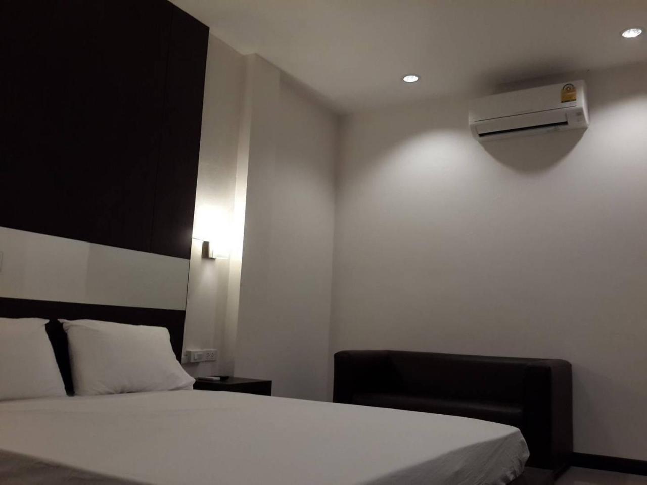 The Room 24 Resort Pathum Thani Ngoại thất bức ảnh